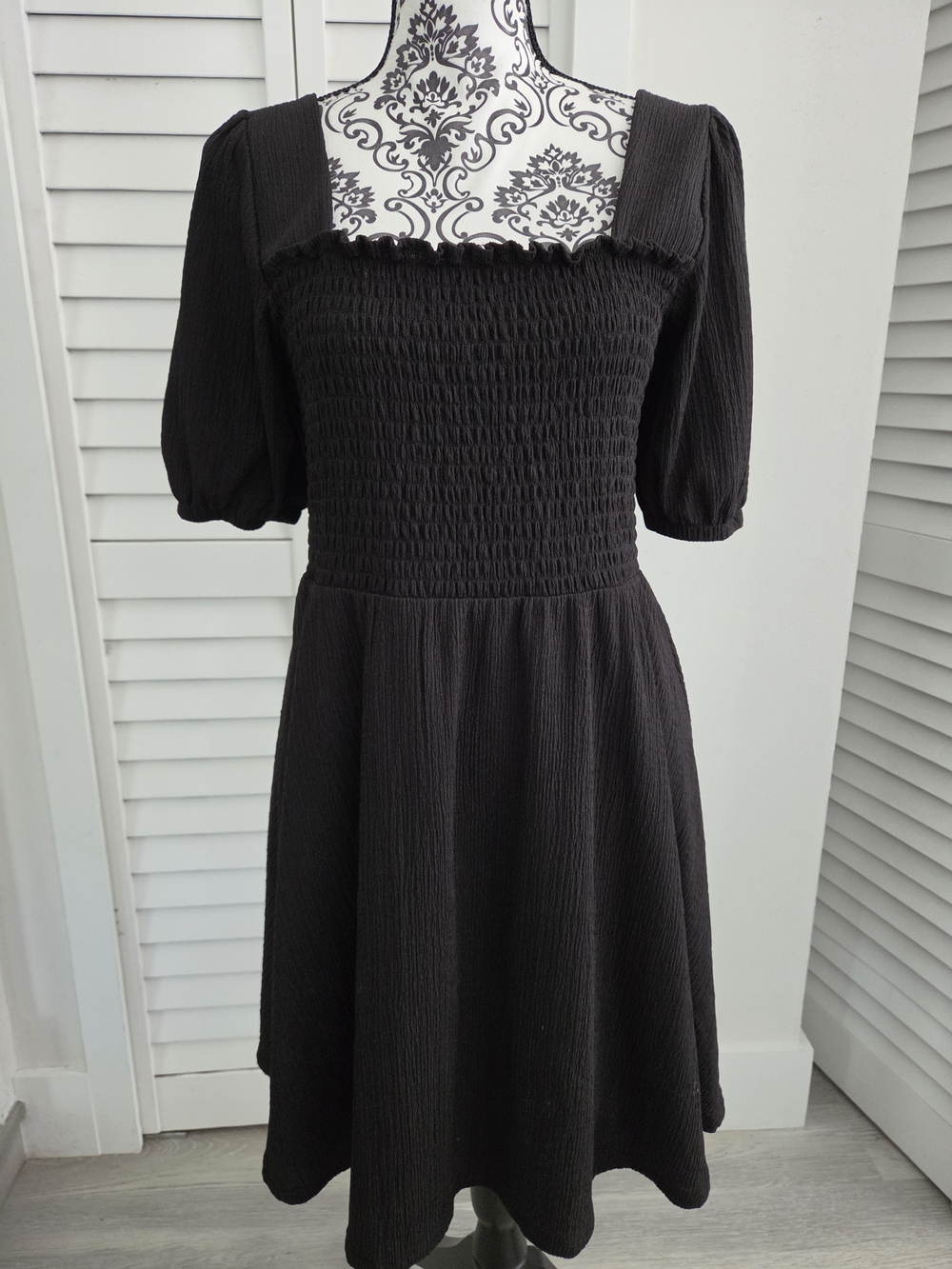 Nine West Black Smocked Square-Neck Midi Dress with Puff Sleeves
